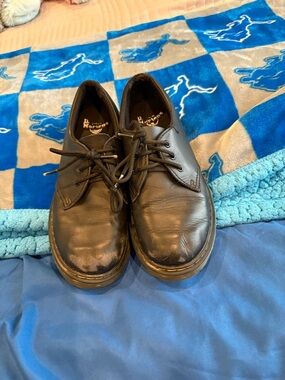 Dr. Martens Black Smooth Leather Lace-Up Oxfords Youth Size 3